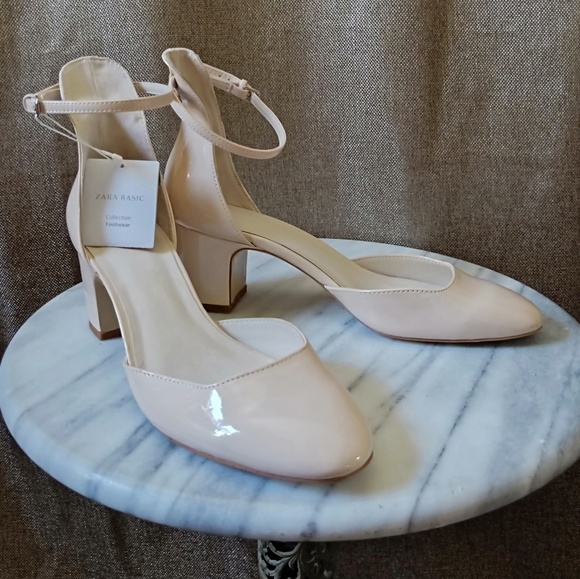 Zara Shoes - Zara Mary Jane heel, size 39, USA 8M